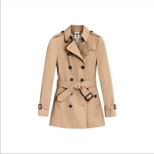 Burberry Sandringham Short Coat in Honey sz 10